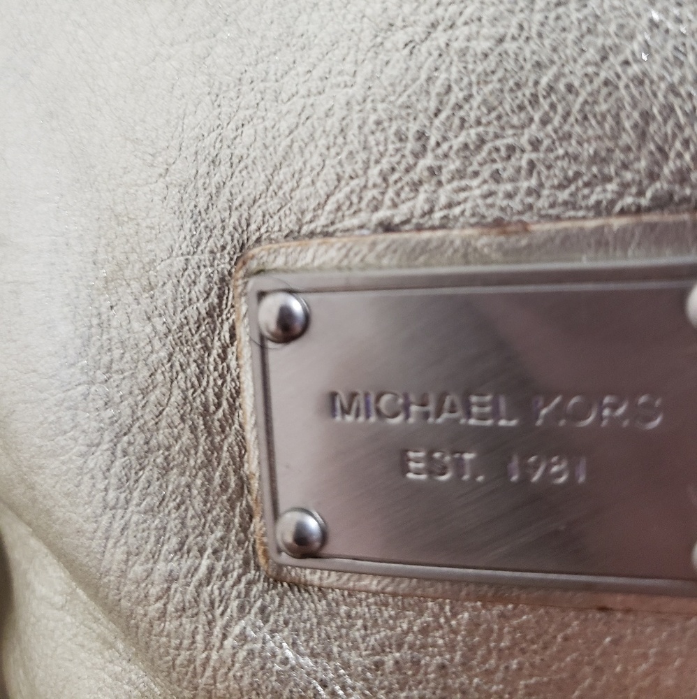 Michael Kors handbag - Picture 5 of 8
